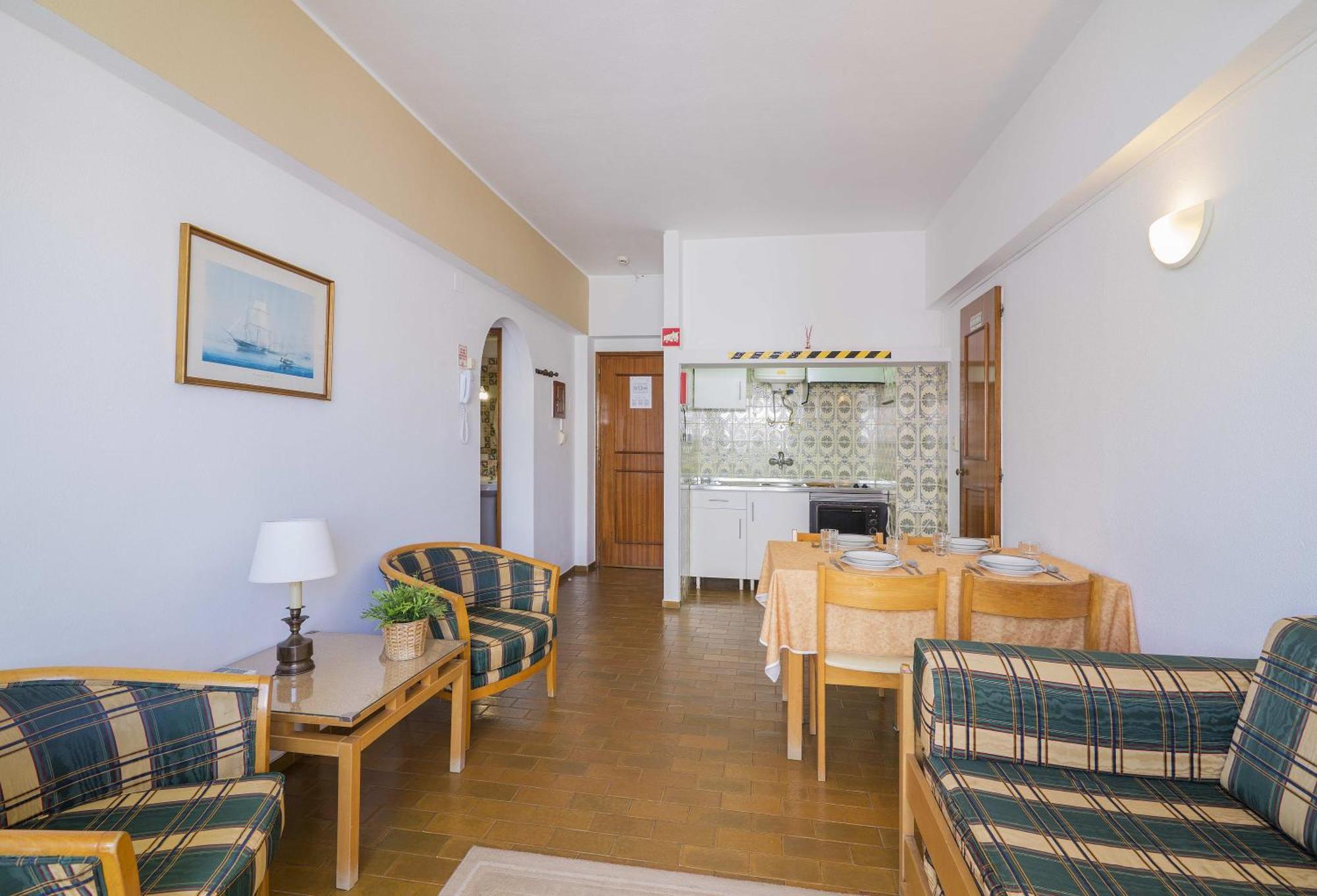 Rosamar Apartamentos Armação de Pêra Oda fotoğraf