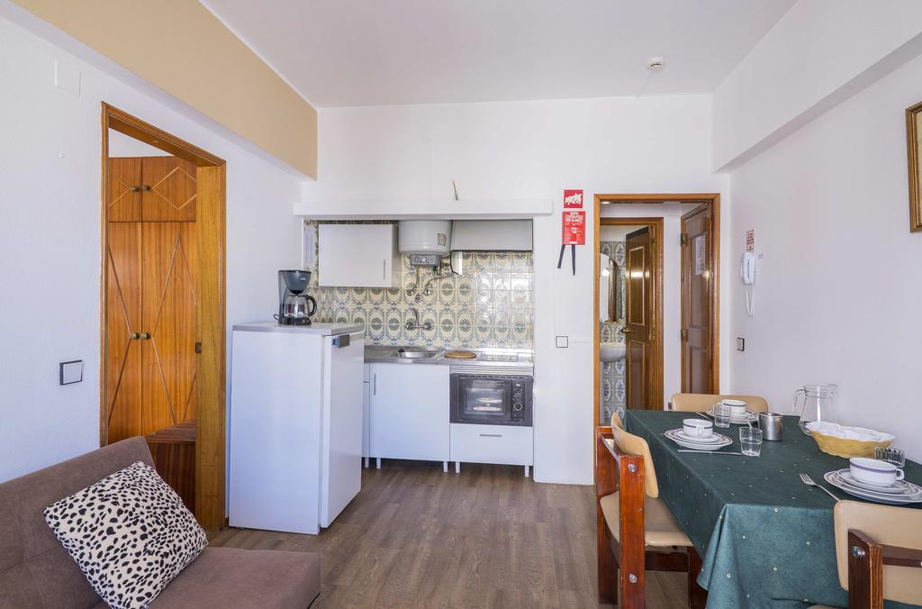 Rosamar Apartamentos Armação de Pêra Oda fotoğraf