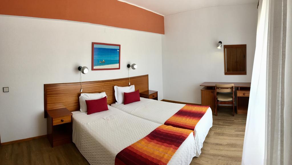 Rosamar Apartamentos Armação de Pêra Dış mekan fotoğraf